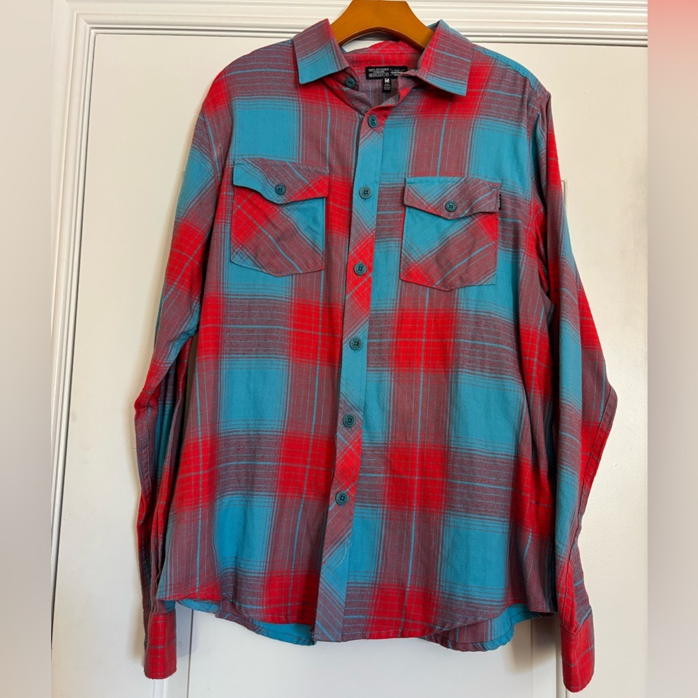 DAKINE Men’s Medium Red and Blue Plaid Shirt